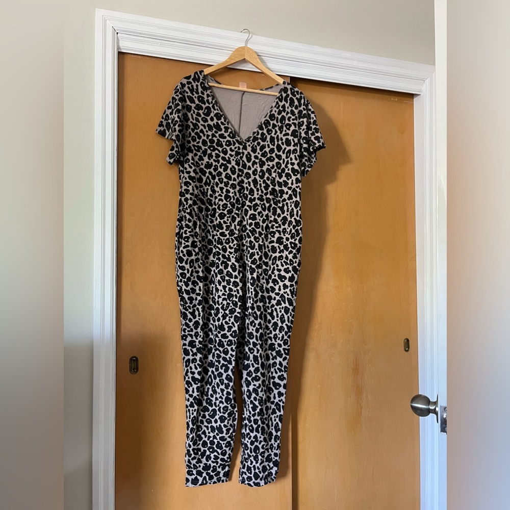 Smash and Tess Sunday Romper in Lexi Leopard